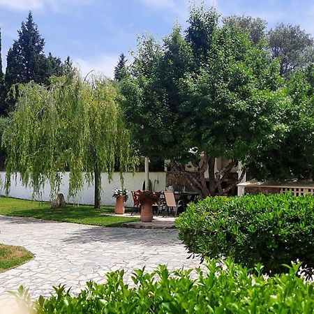 Villa Claire Corfu Achílleion Exteriör bild